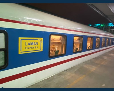 Laman Train to Dong Hoi